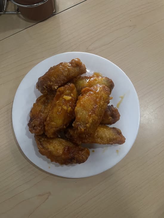 #. FISH SAUCE GLAZED CHICKEN WINGS-CÁNH GÀ CHIÊN NƯỚC MẮM-炸雞翅佐魚露